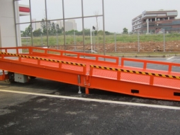 工(gong)字鋼梁移動(dong)登車橋