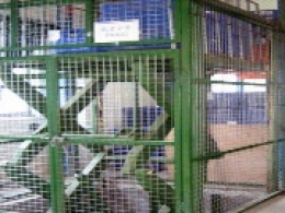 東(dong)莞大東(dōng)電子公(gong)司閣樓(lóu)貨貨梯(tī)4套