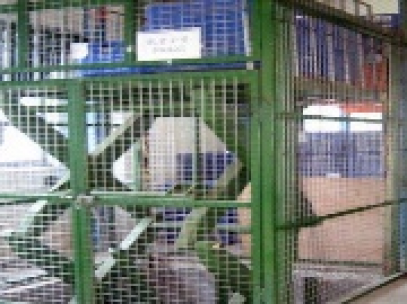 東莞大東(dōng)電子公司閣樓貨(huò)貨